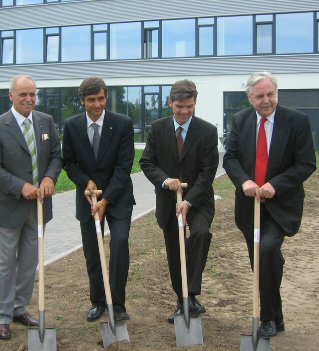 Mixing tower at the Karlsruhe site